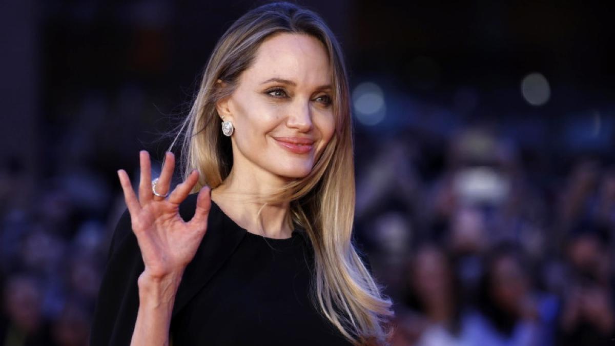 angelina jolie