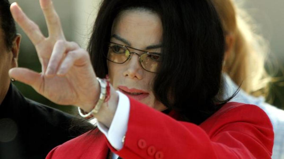 michael-jackson_77986000
