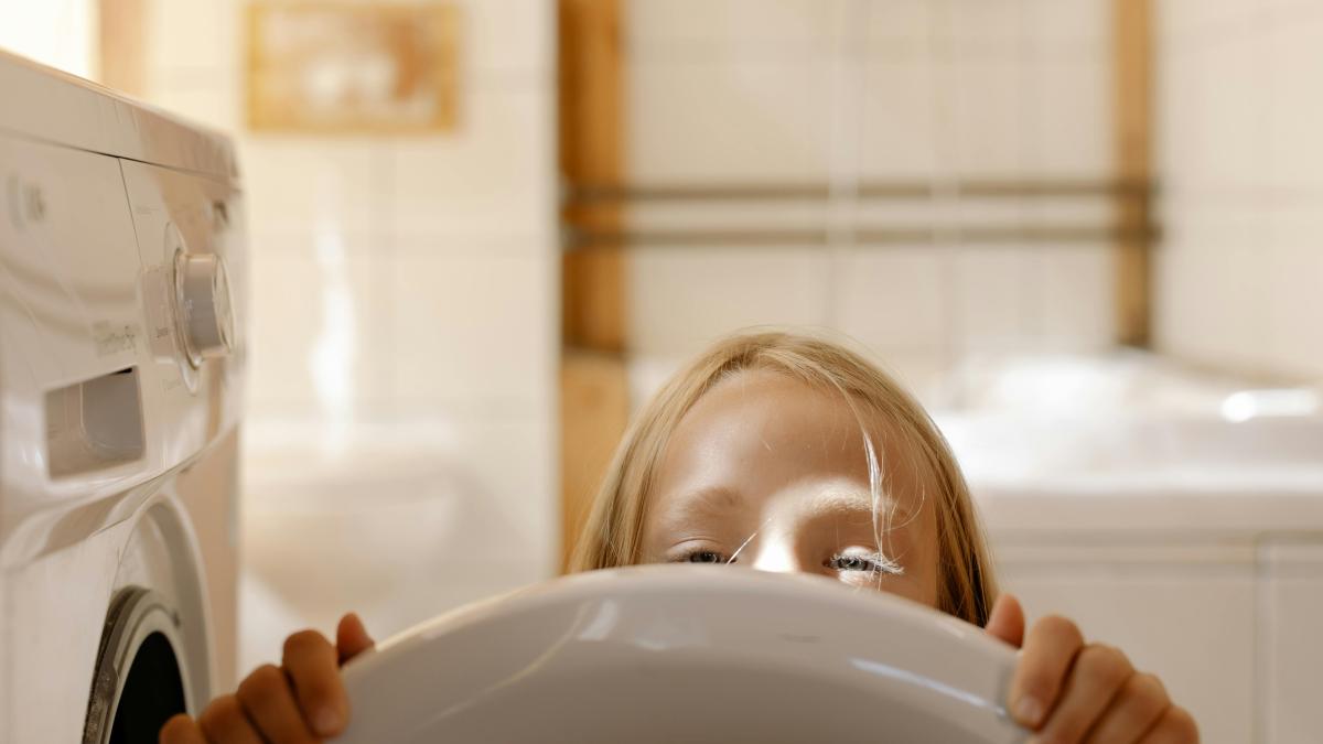 masina de spalat ppc, despre hoti de energie pexels-cottonbro-7086376