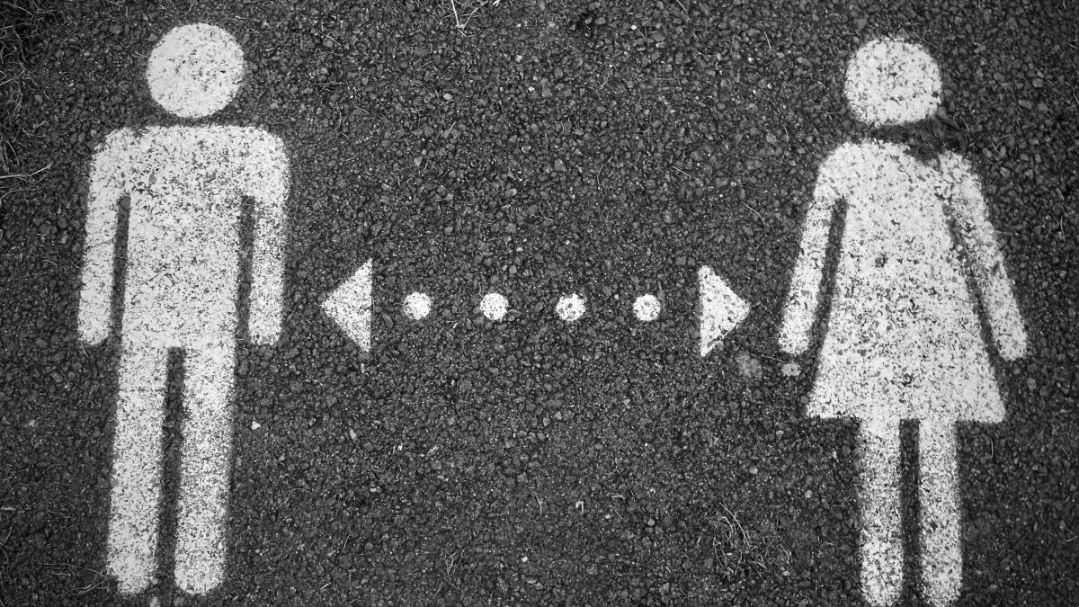 femei barbati romania