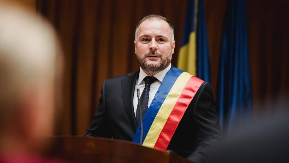 rares hopinca primarul sectorului 2