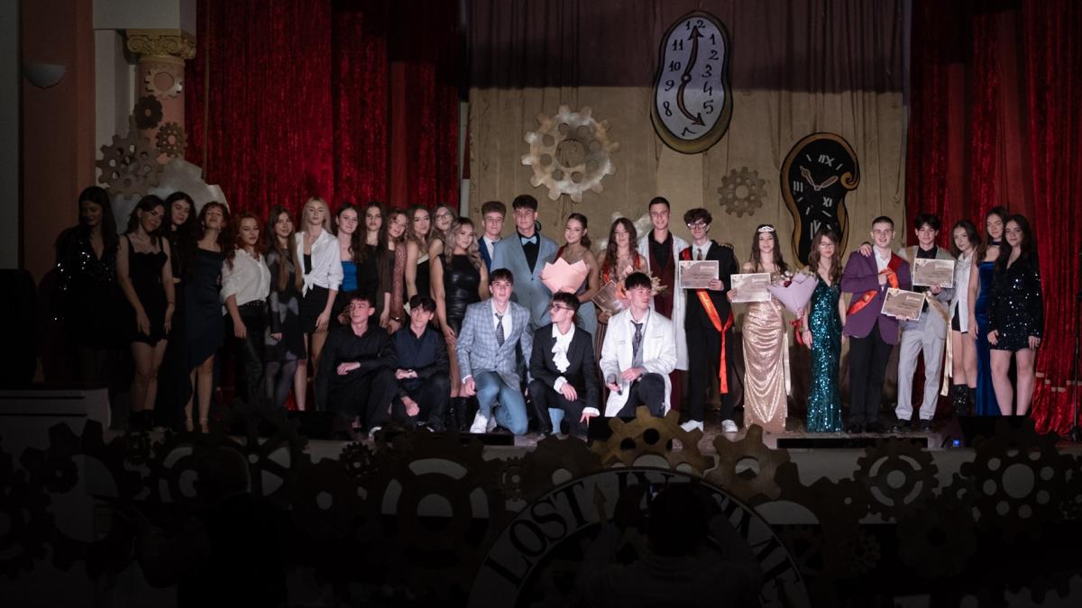 Colegiul Național Unirea Focșani - Balul Bobocilor