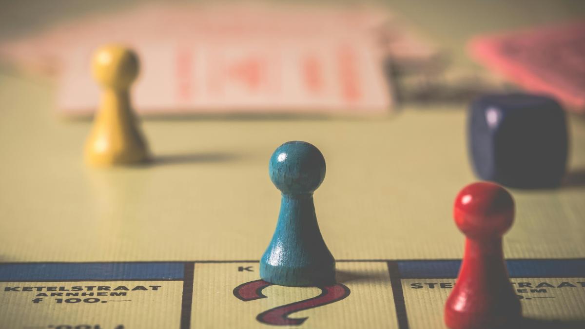 SEMNUL INTREBARII pexels-nietjuhart-776657