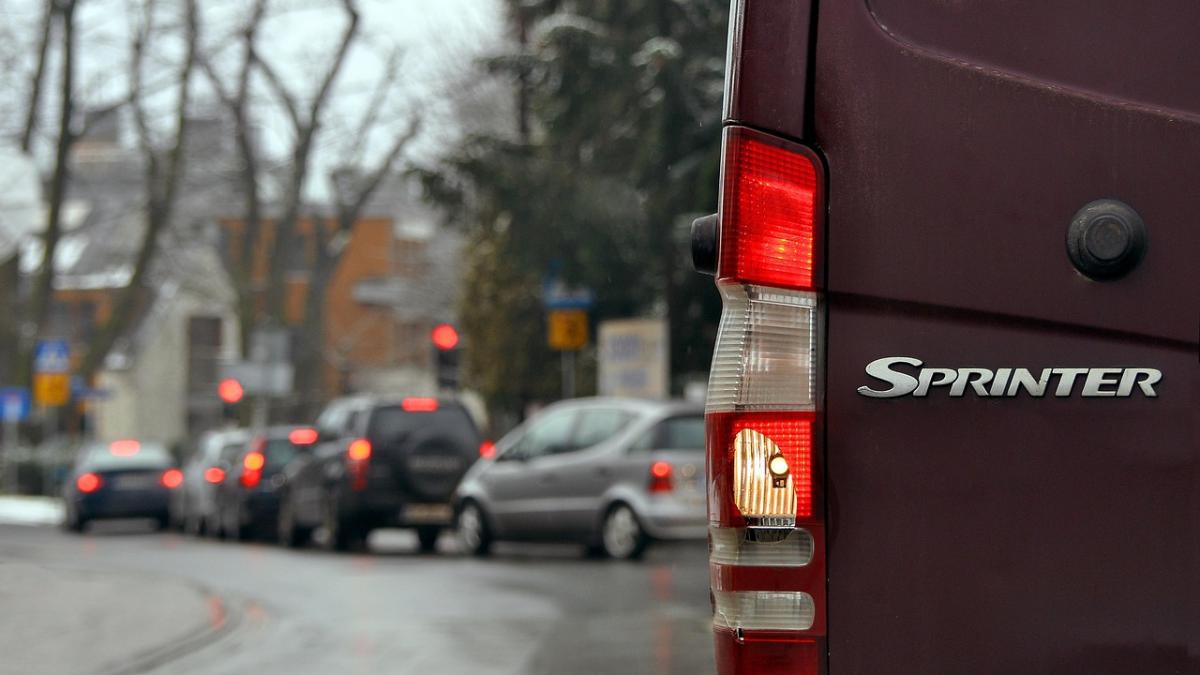 trafic blocat prahova