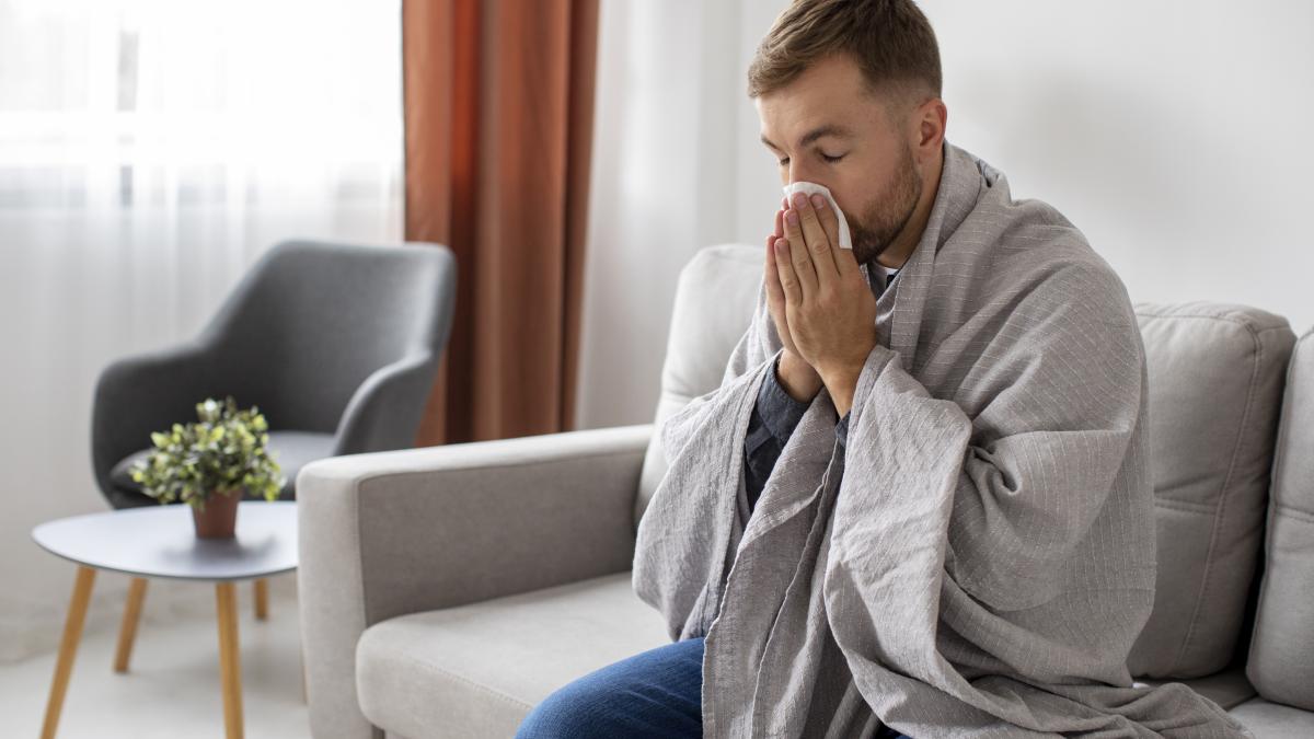 daca avem rosu in gat trebuie sa luam antibiotic prof sarafoleanu demonteaza cele mai mari mituri despre racelile de sezon