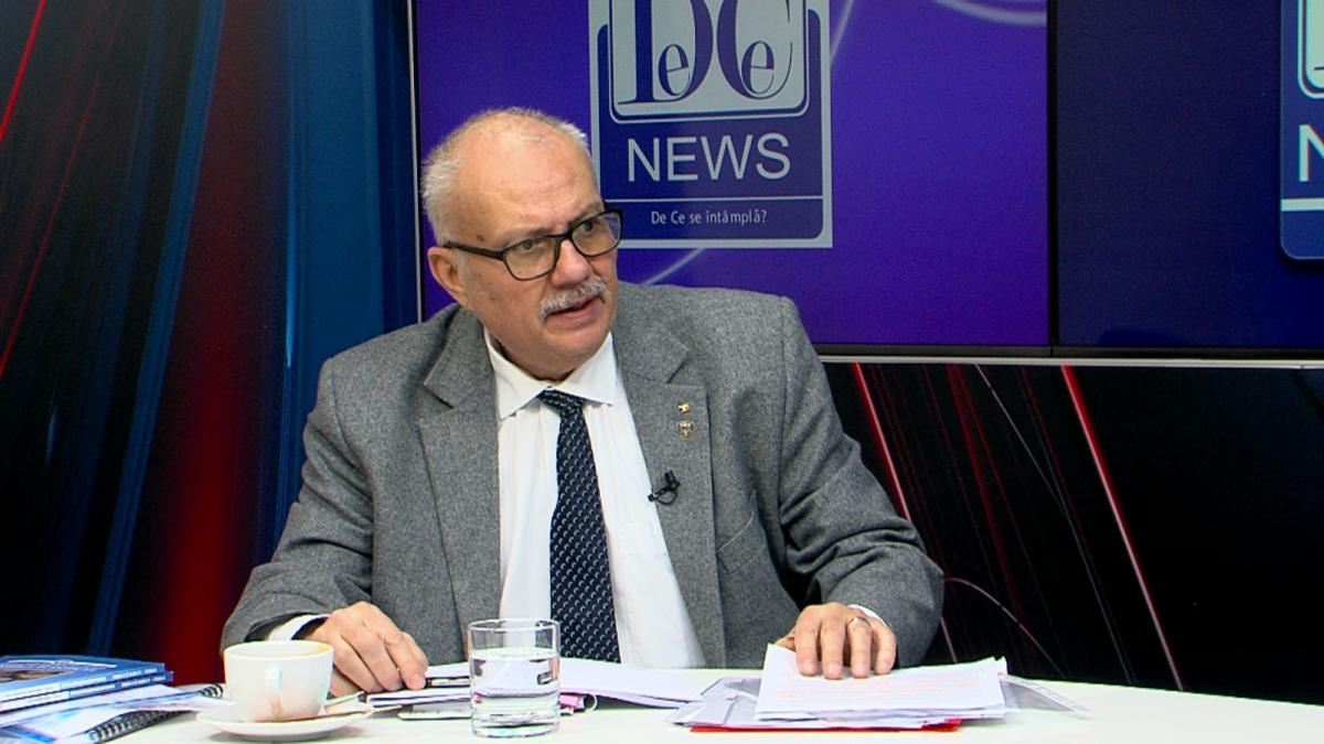 Profesorul Tiberiu Tănase, invitatul săptămânii la De Ce Citim