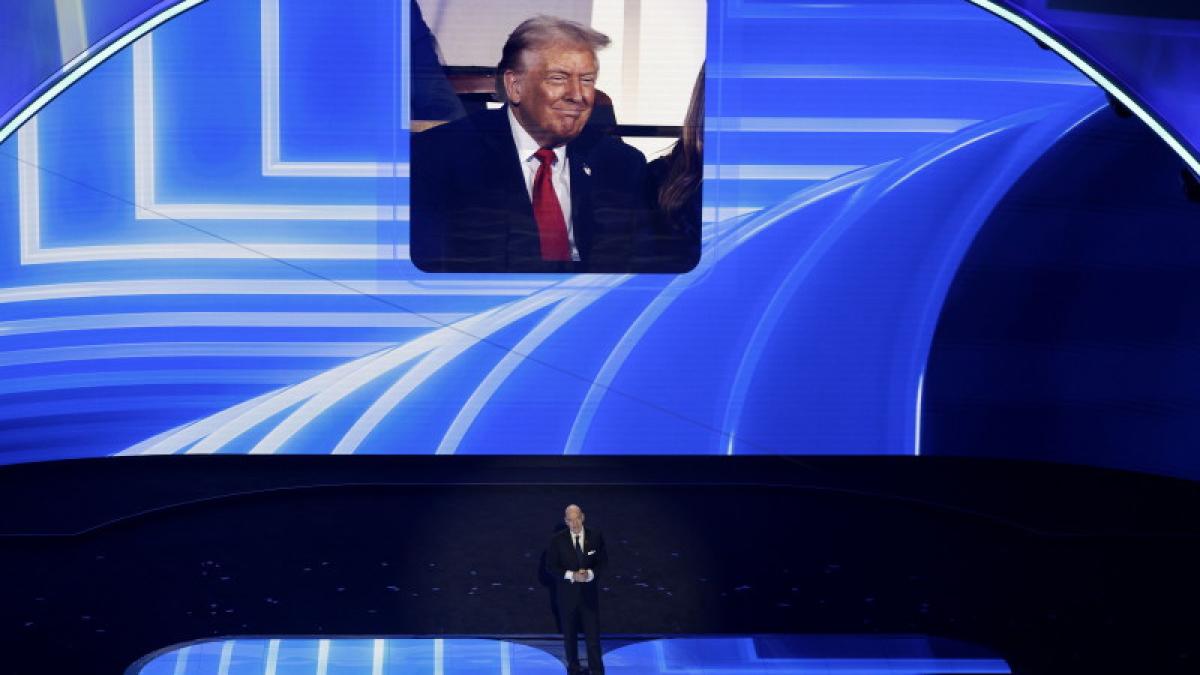 Donald Trump a jucat fotbal
