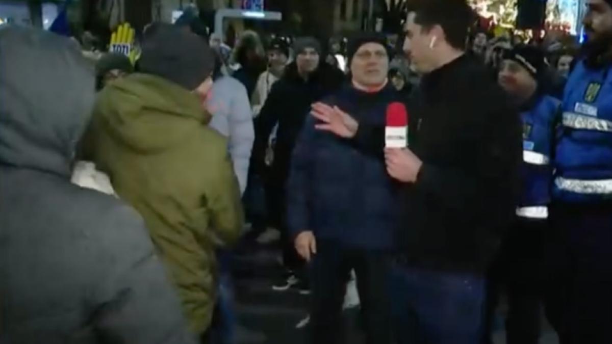 jurnalist romania tv agresat la protest
