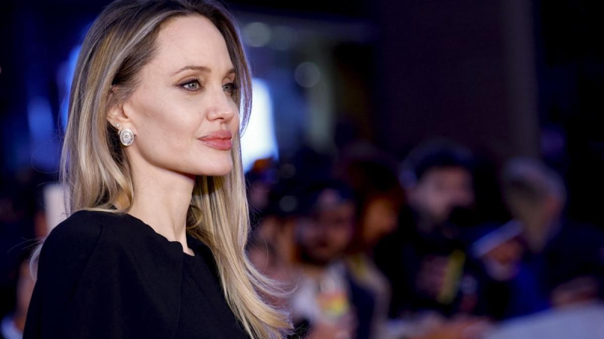 angelina jolie