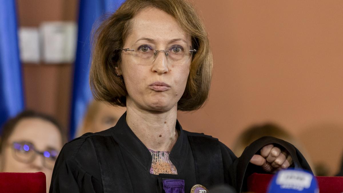 raluca morosanu conferinta de presa _INQUAM_Photos_Gyozo_Baghiu