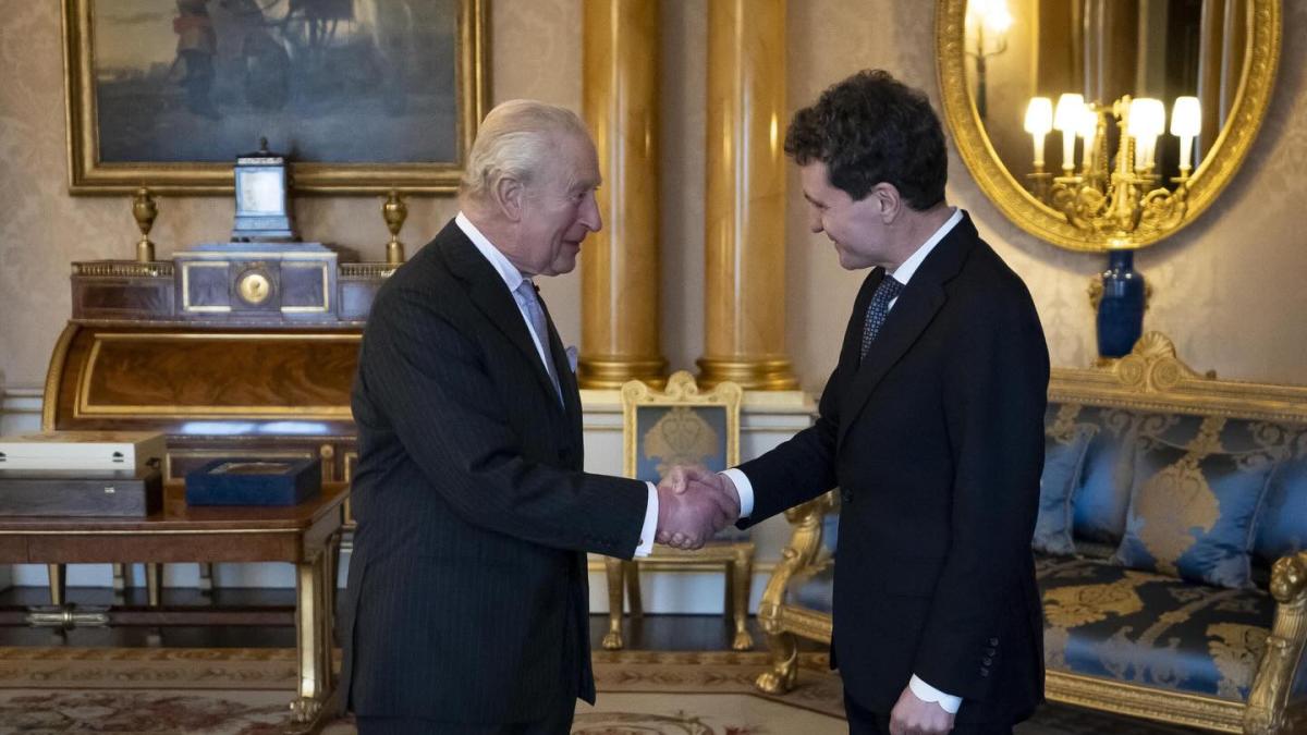 Regele Charles al III-lea, și Nicușor Dan