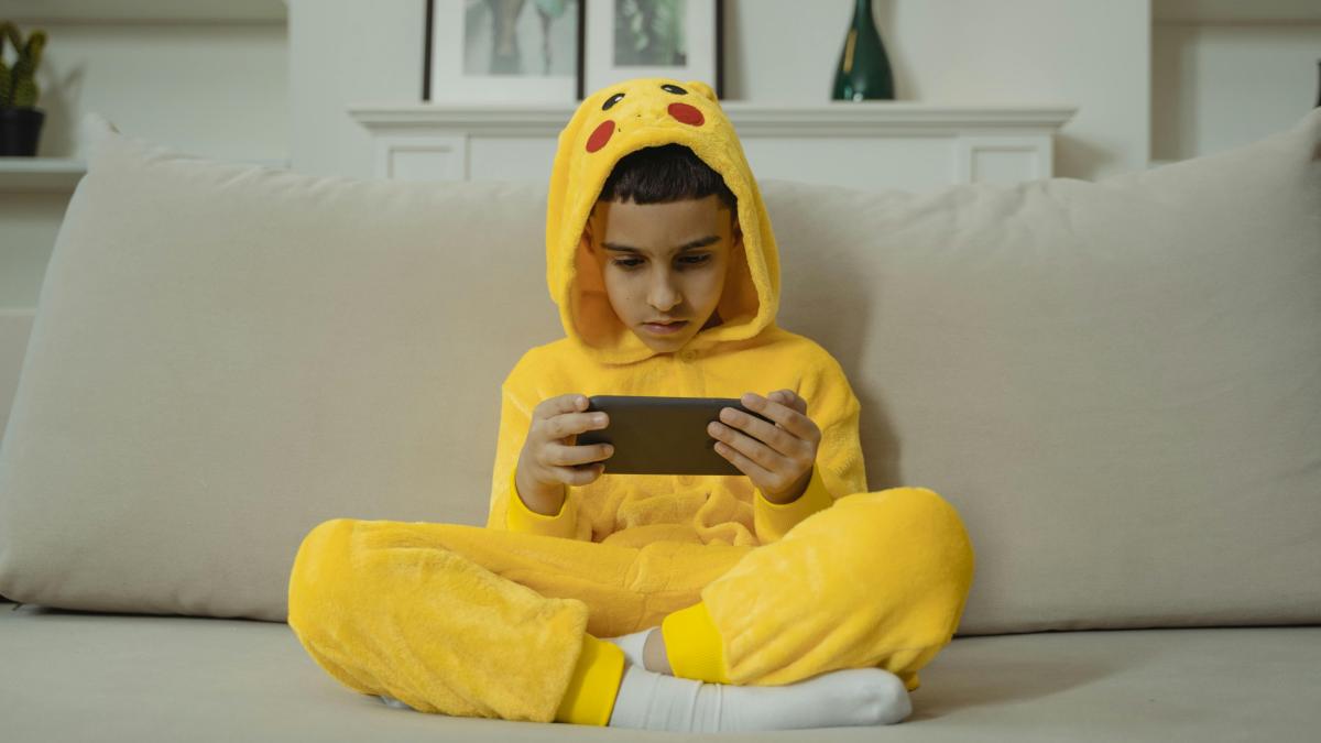 desenele animate si jocurile video problema pentru educatia rutiera a copiilor in viata nu dai reset