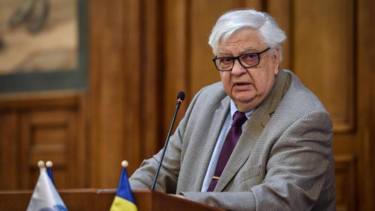 Mircea Coșea, analist economic