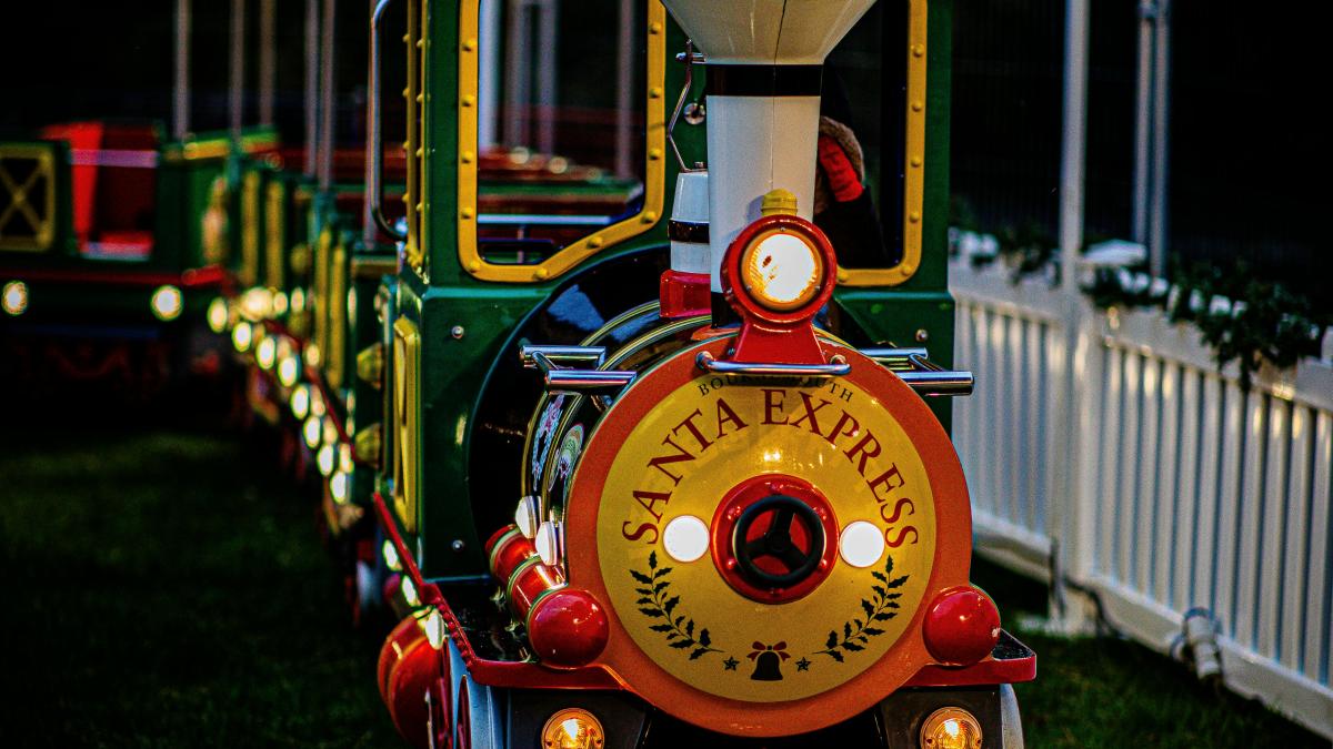 trenuletul de craciun a lovit o femeie in pitesti va fi tras pe dreapta anunta primarul