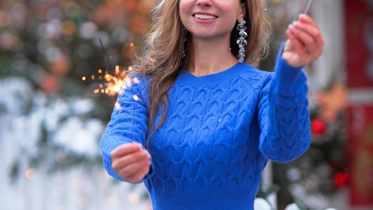 culoarea tinutei purtate de revelion si mesajul ei pentru 2026 ce au atras romanii in noul an fara sa stie