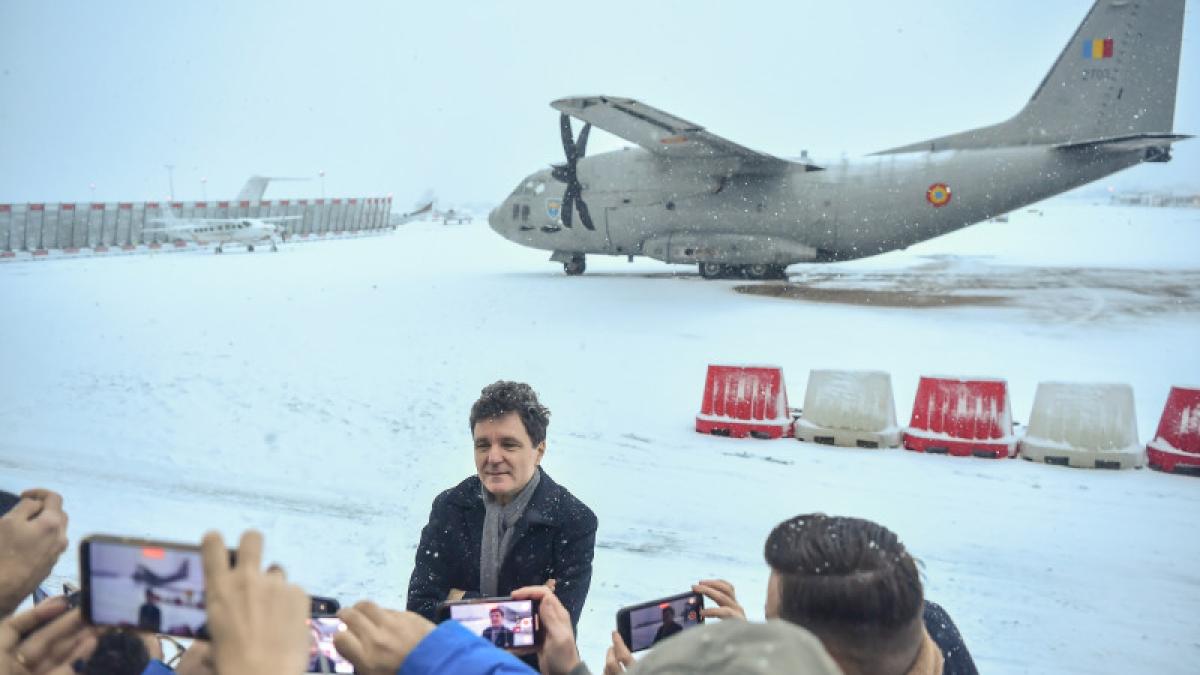 ce riscuri apar cand spartanul sta prea mult la sol explicatiile unui pilot despre avionul cu care a zburat nicusor dan