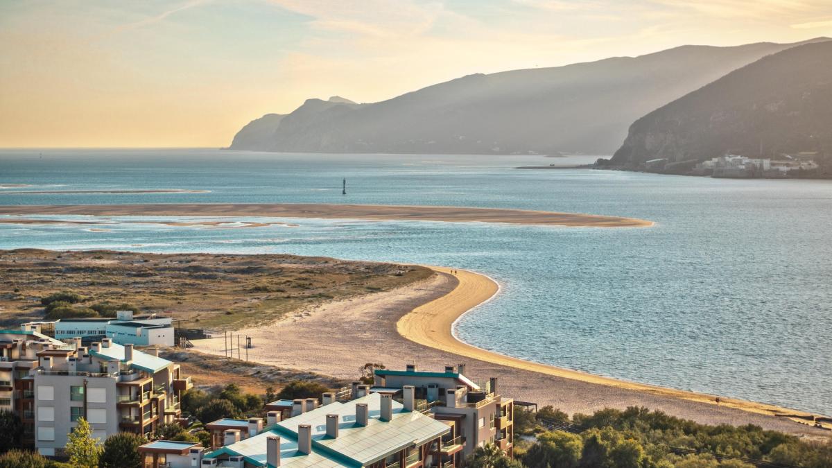 portugalia plaja destinatie turistica
