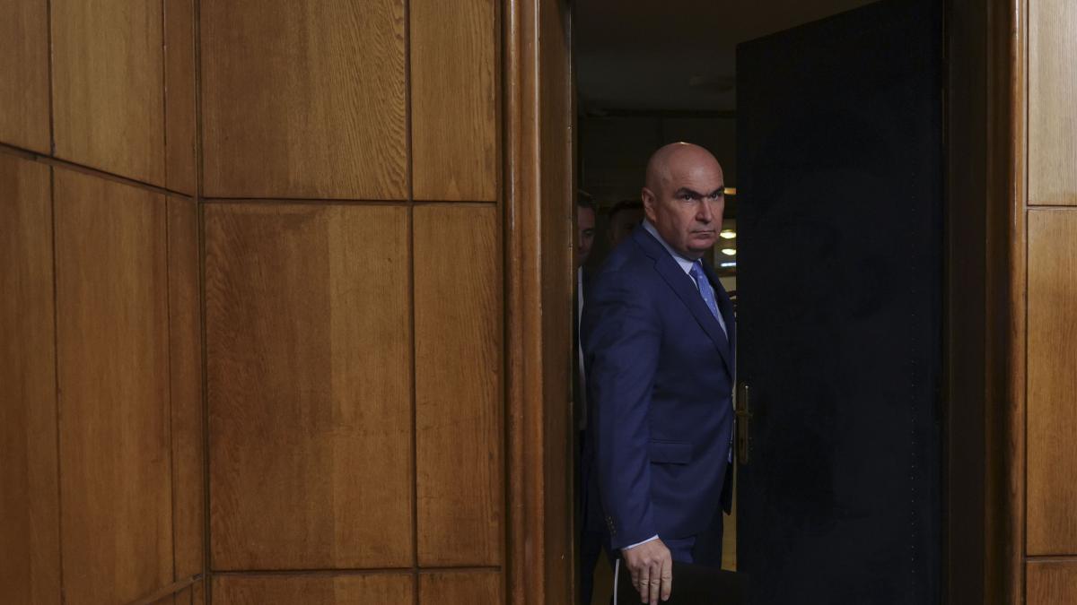 premierul ilie bolojan