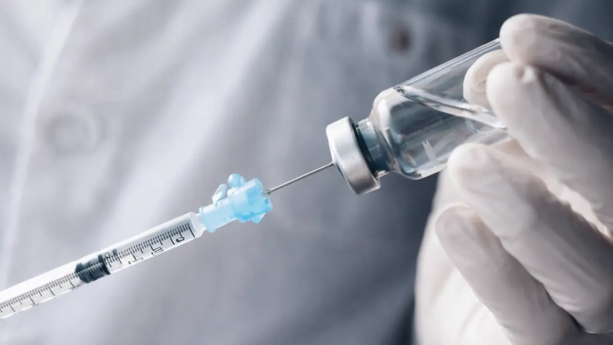 Vaccinul Shingrix a devenit disponibil în România pentru prevenirea zonei zoster