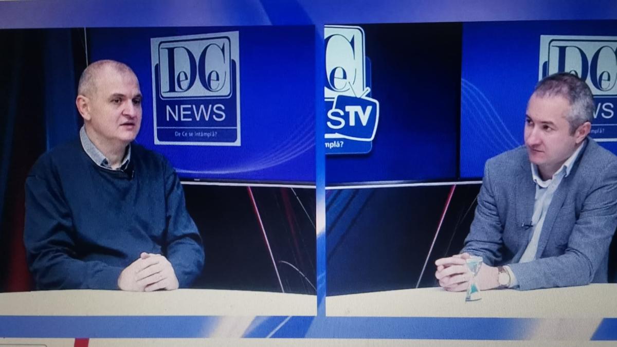 Imagine cu scriitorul Flaviu George Predescu și criticul literar Daniel Cristea-Enache