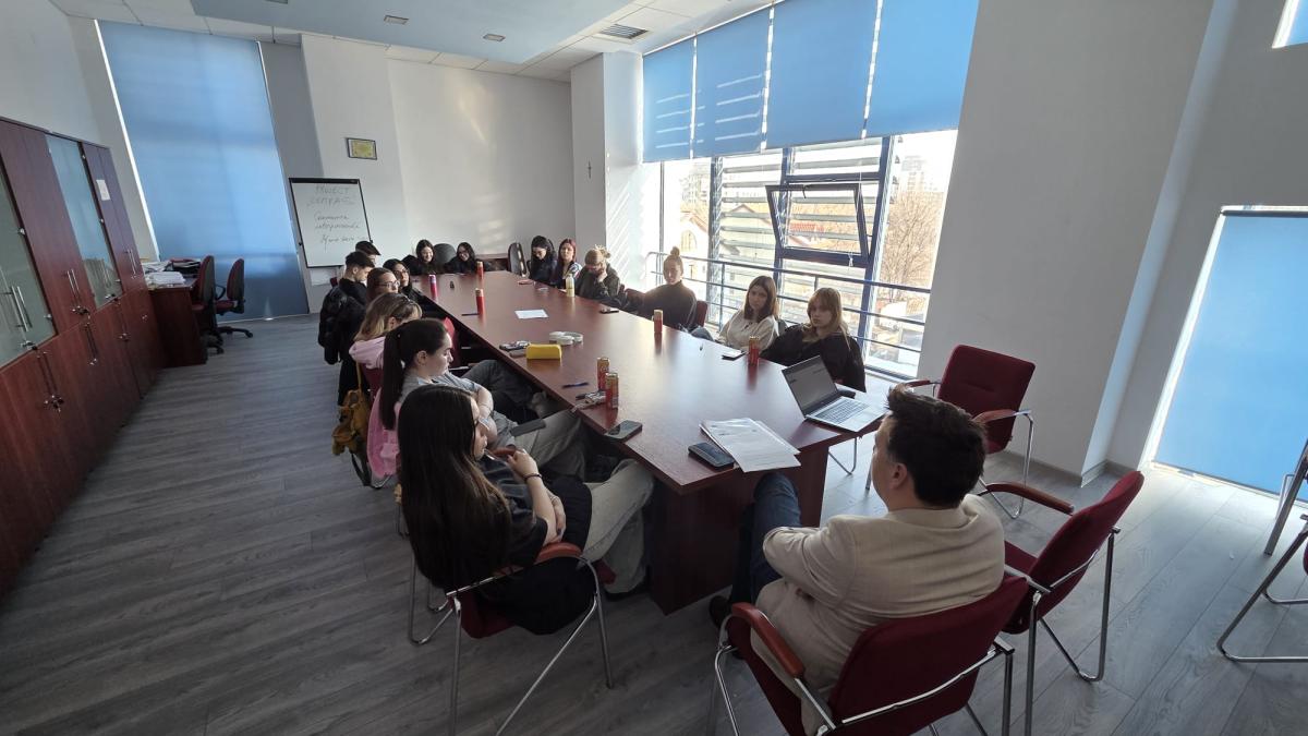 Studenții Universității Titu Maiorescu învață cum se construiește un business sustenabil de la zero