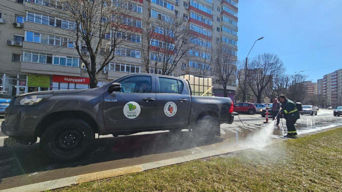 curatenie primavara sector 4