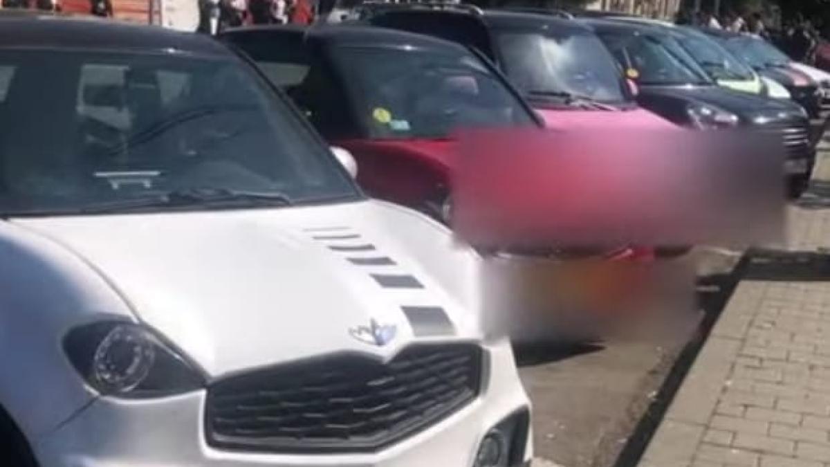 imagine cu microcaruri