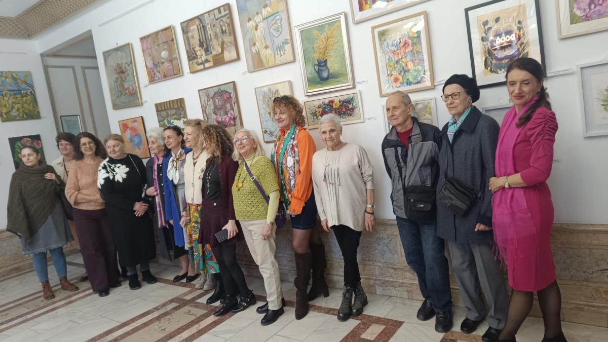 Medicii-artiști expun la Cercul Militar: 