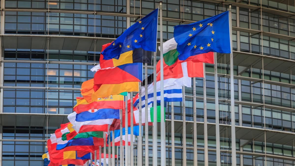 uniunea-europeana-steag-2_25099100