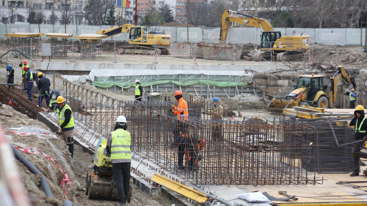 Lucrările la Planșeul Unirii au ajuns la 50%