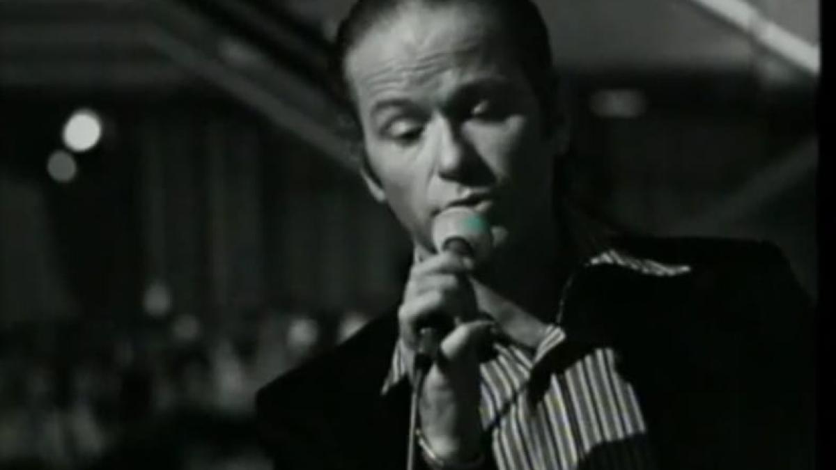 imagine cu Gino Paoli in tinerete