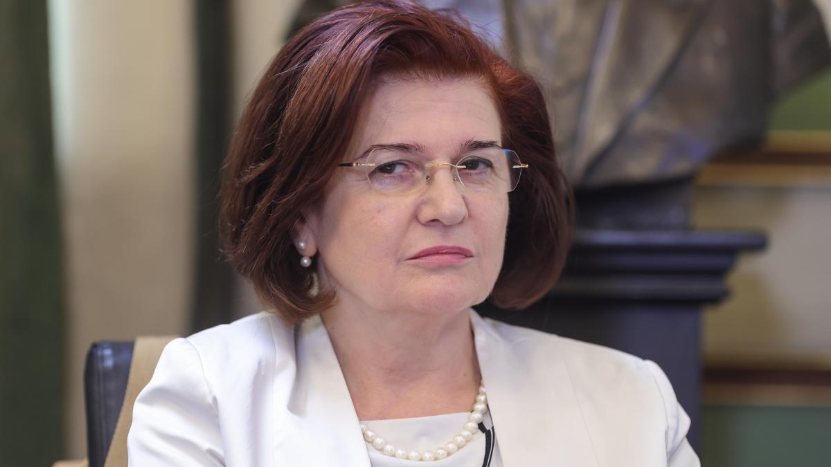 gala colegiului medicilor din romania catalina poiana romania medicala conteaza daca medicii sunt sustinuti video