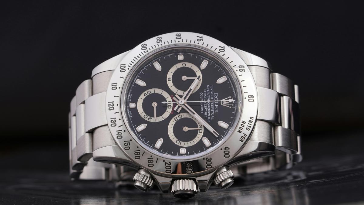 de ce o ora are 60 minute s a incercat sa aiba 100 dar experimentul a fost un esec