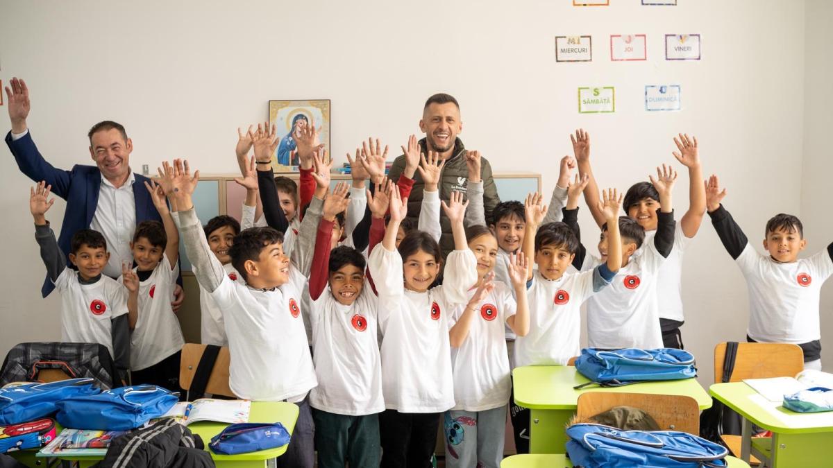 54554df2-417b-4576-b9ca-a07830cd1efe (1)