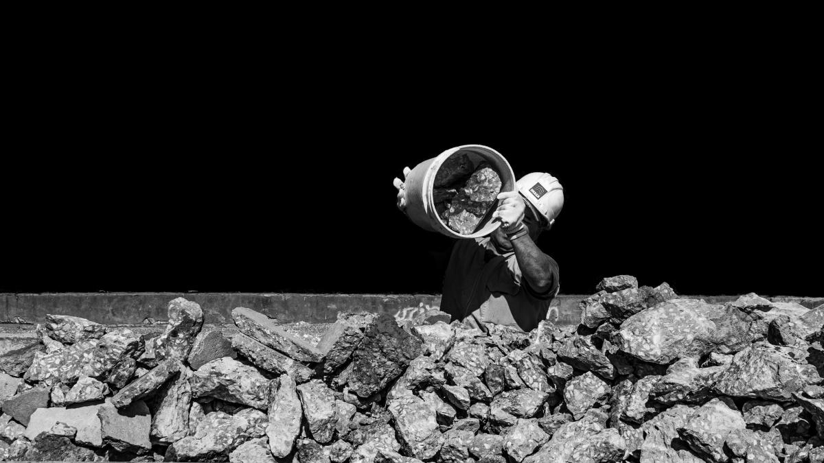 carbune romania pexels