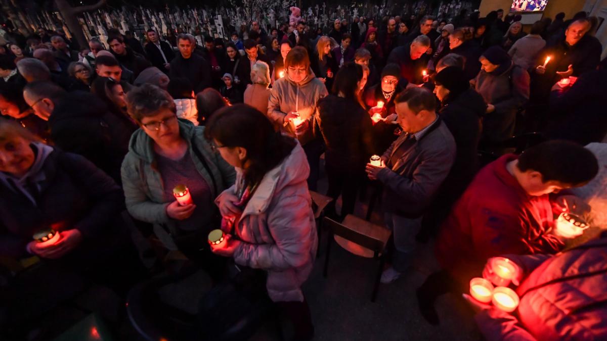 pastele catolic sa fie in aceeasi zi cu pastele ortodox sondaj cu procent covarsitor