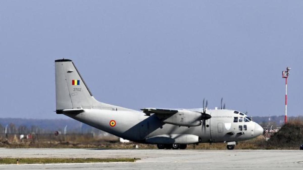 imagine cu un avion spartan