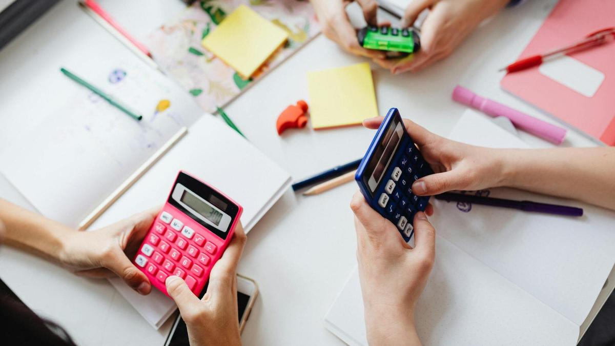 Dobânda mică nu înseamnă automat un credit online ieftin 