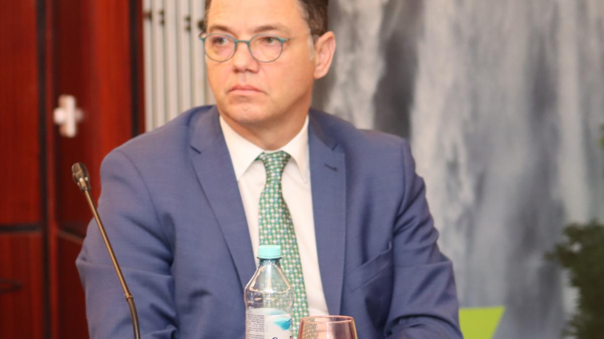 radu-oprea1_26940700