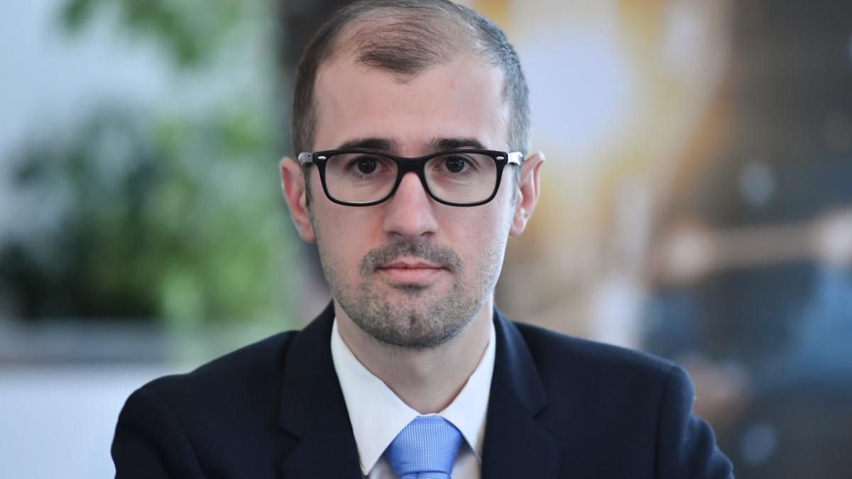 Prosumatori, energie, facturi. Adrian Vintilă, interviu la DC News TV - Agerpres