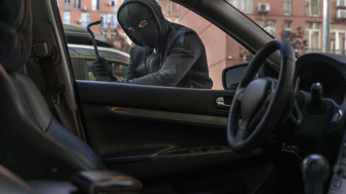 furt sinaia brasovean cursa politie