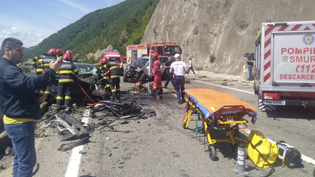 accident pompier politist defileu dunare