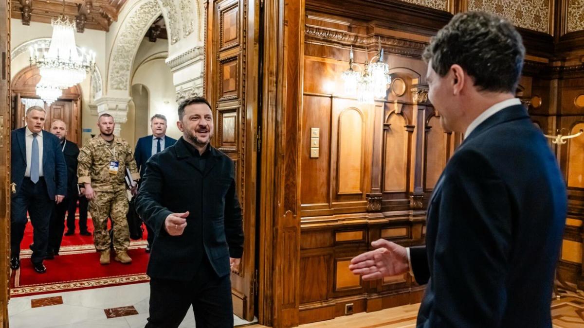 Bilaterală România–Ucraina la București Nicușor Dan s-a întâlnit cu Zelenski în marja summitului B9