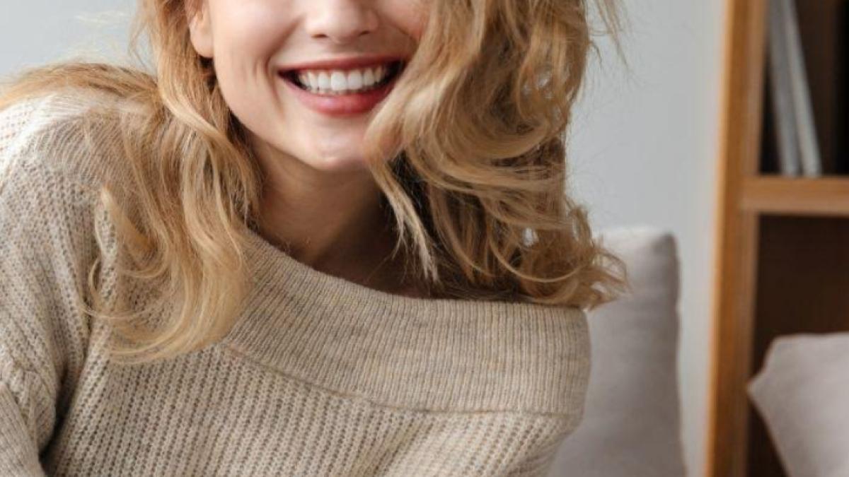 Zâmbetul ca parte din imaginea personală: ce rol are stomatologia estetică modernă- canva.com