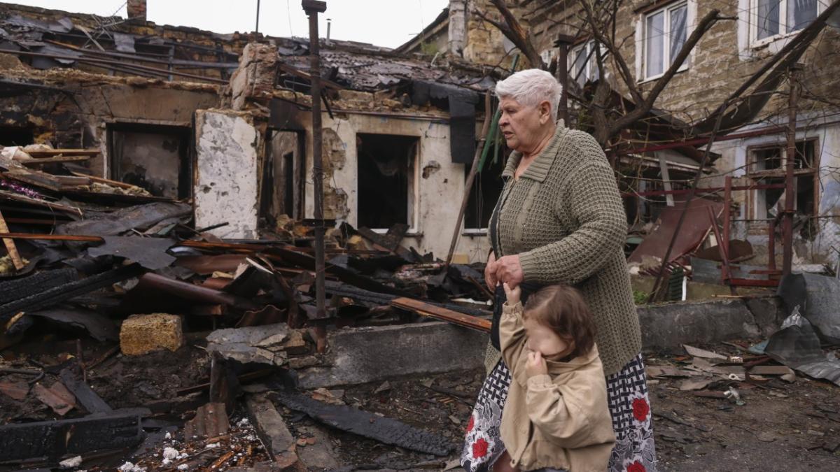 atac drone rusesc ucraina copii bunica nepoata morti raniti
