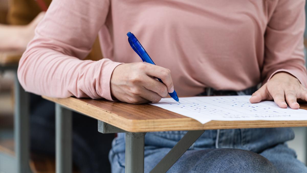 Bacalaureat 2026 începe luni pentru 130.000 de elevi. Calendarul complet al examenului