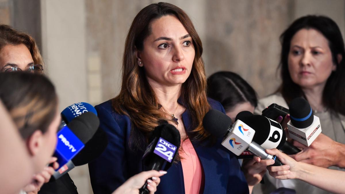 anamaria gavrila pot i a propus lui eugen tomac un guvern de uniune nationala