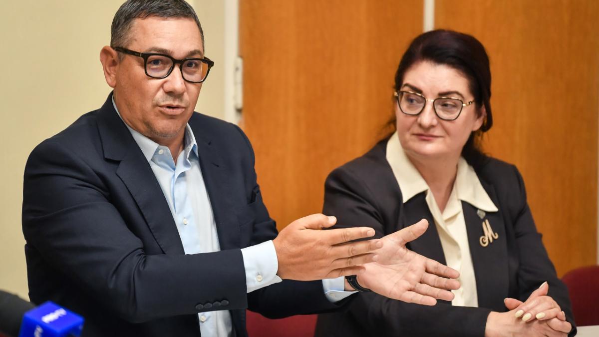 doua deputate ii urmeaza lui victor ponta in grupul uniti pentru romania