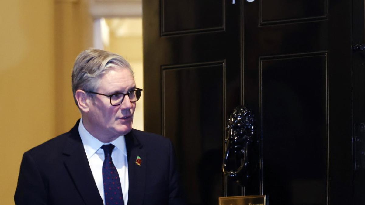 oficial rus lanseaza un mesaj catre extraterestrii pentru demiterea lui keir starmer
