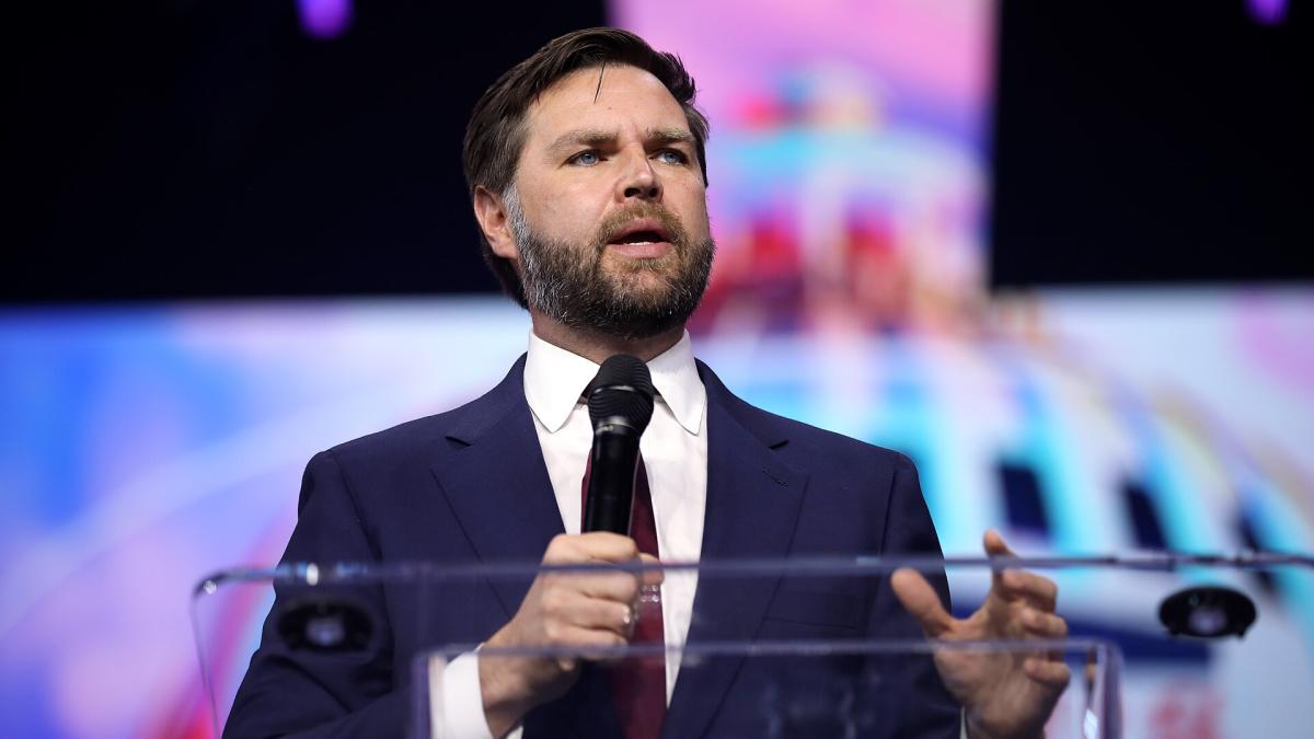  JD Vance
